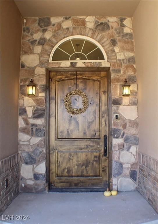 view of entrance to property