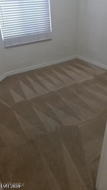 empty room with carpet