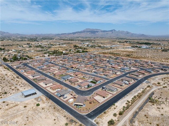 bird's eye view with a mountain view