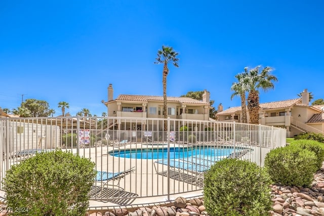 view of swimming pool featuring a patio