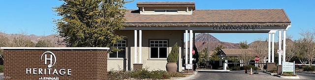 view of front facade with stucco siding