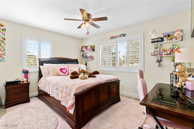 bedroom featuring ceiling fan