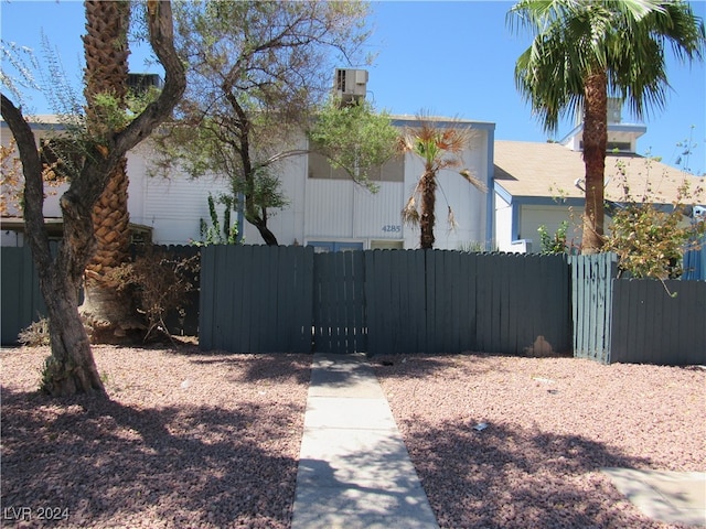 4285 White Sands Ave, Las Vegas, NV 89121 - view of property exterior