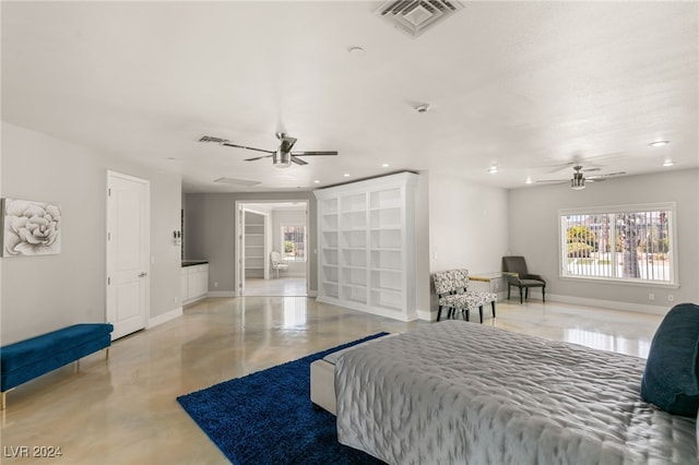 bedroom with ceiling fan