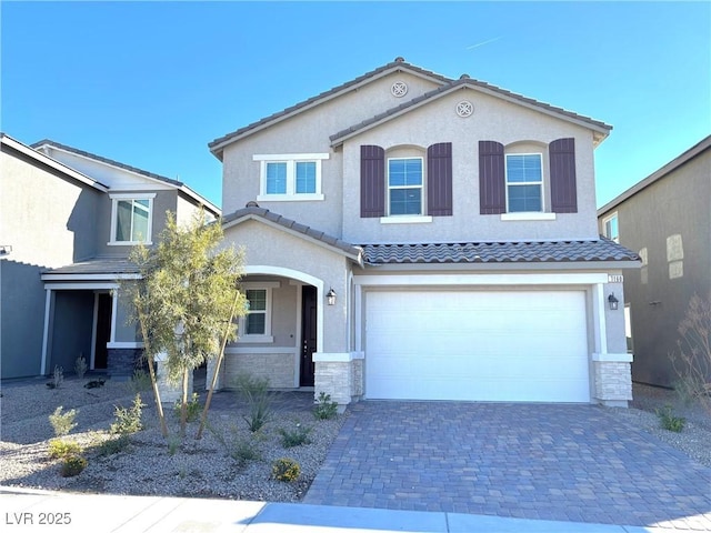 view of front of home featuring a garage