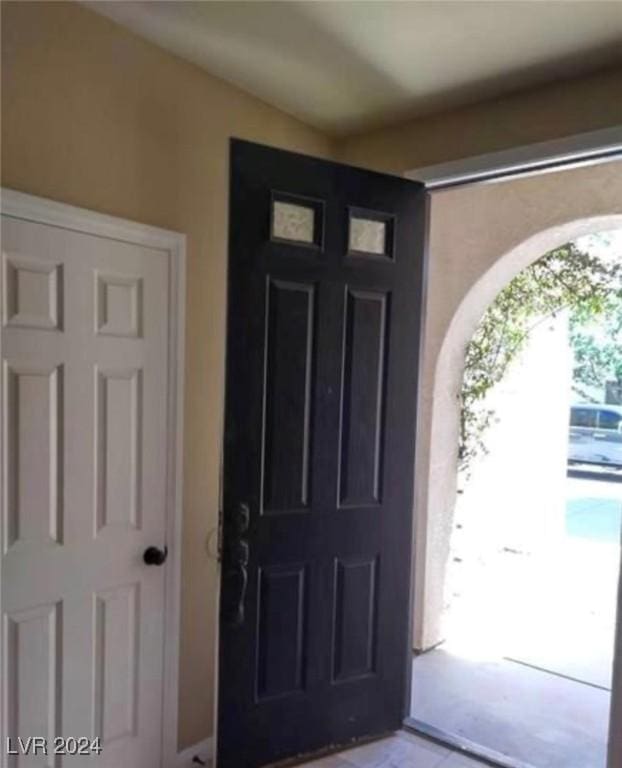1700 Ravanusa Dr, Henderson, NV 89052 - view of entryway