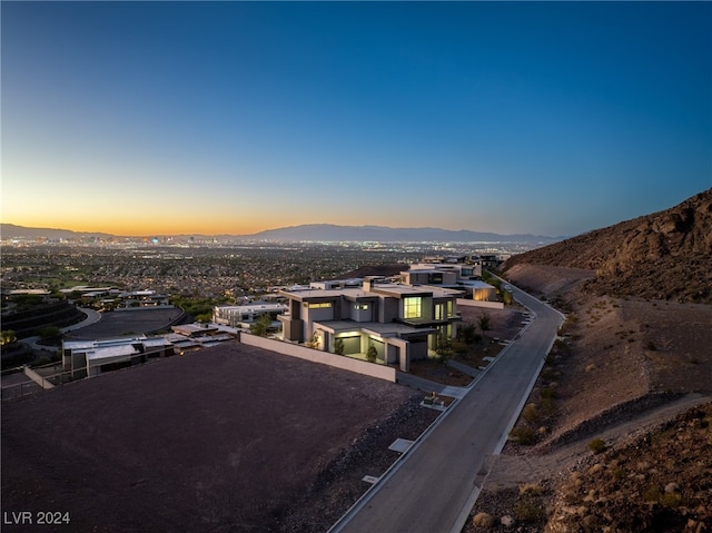 view of aerial view at dusk