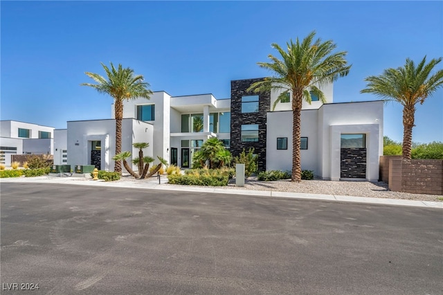 view of front of home featuring stucco siding