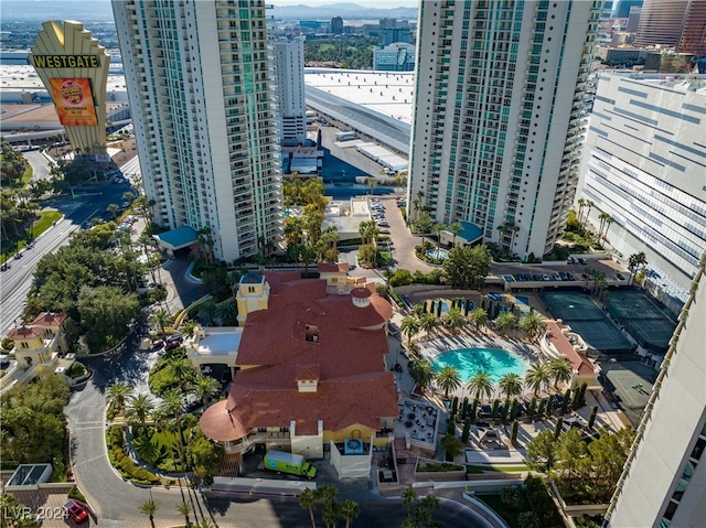 birds eye view of property