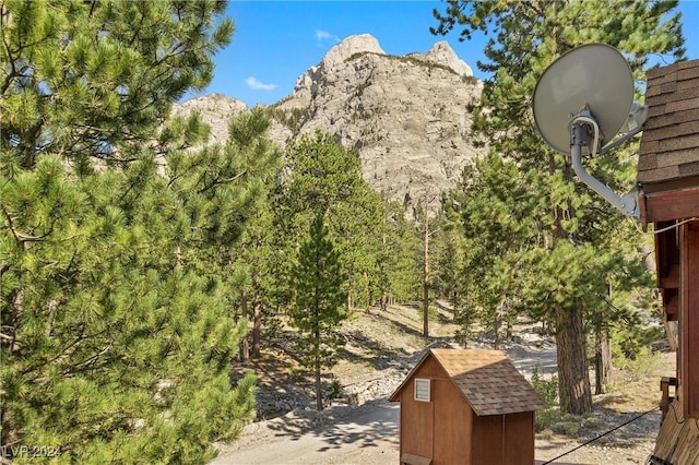 property view of mountains