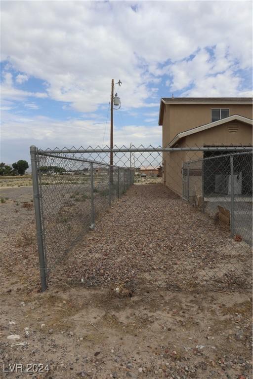 200 Mount Charleston Dr, Pahrump, NV 89048 - photo 57