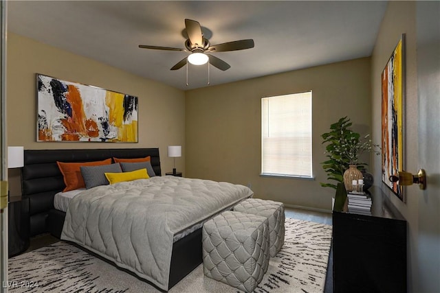 bedroom featuring a ceiling fan