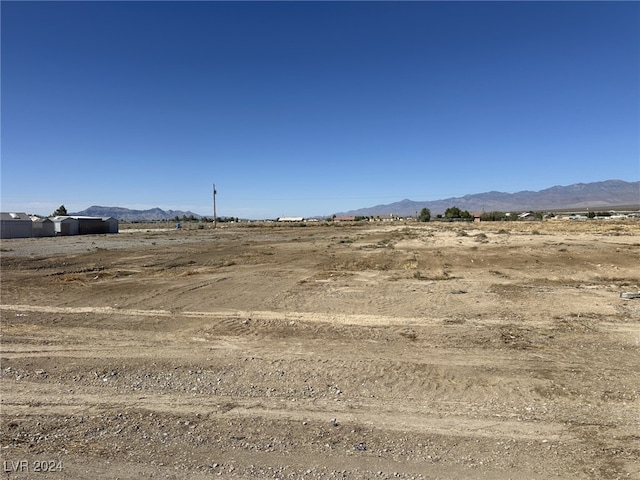 Listing photo 2 for 2790 E Dandelion St, Pahrump NV 89048