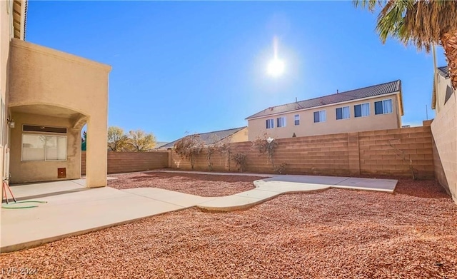 view of yard with a patio area