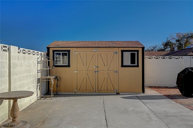 view of outbuilding