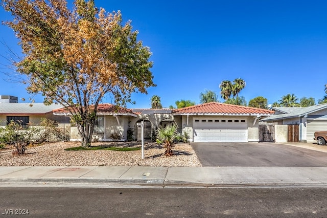 view of front of property featuring a garage