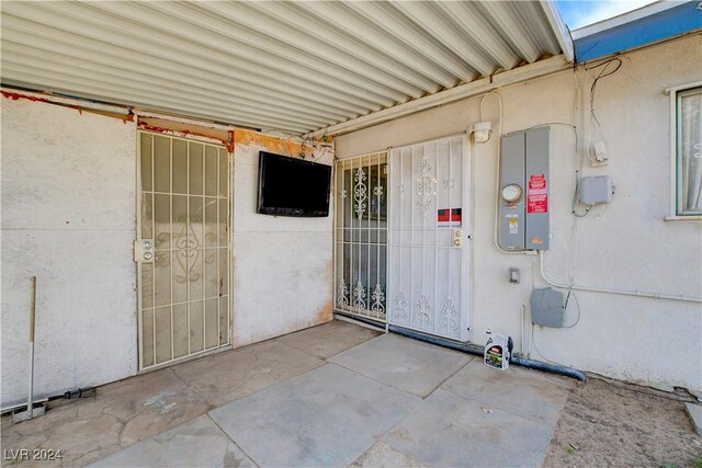 view of entrance to property