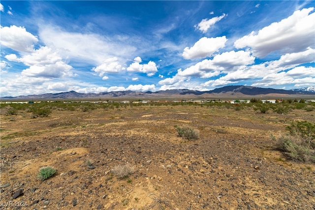 Listing photo 3 for 5660 N Aurora Ave, Pahrump NV 89060