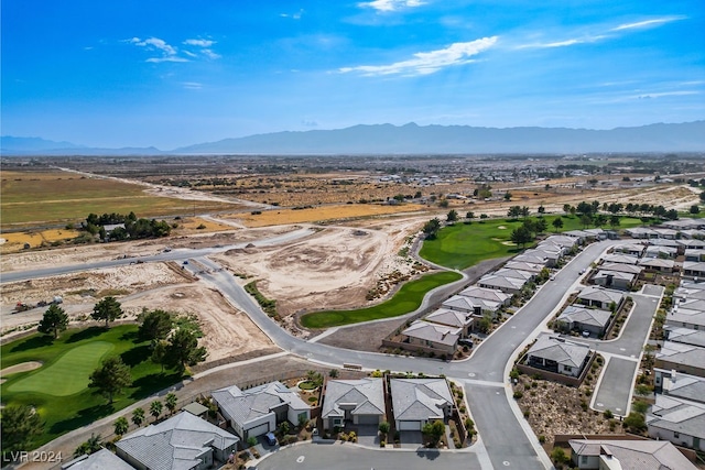 bird's eye view featuring a mountain view