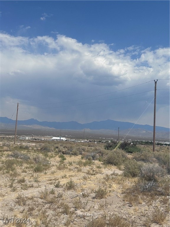 Listing photo 3 for 520 Thomas Ln, Pahrump NV 89060