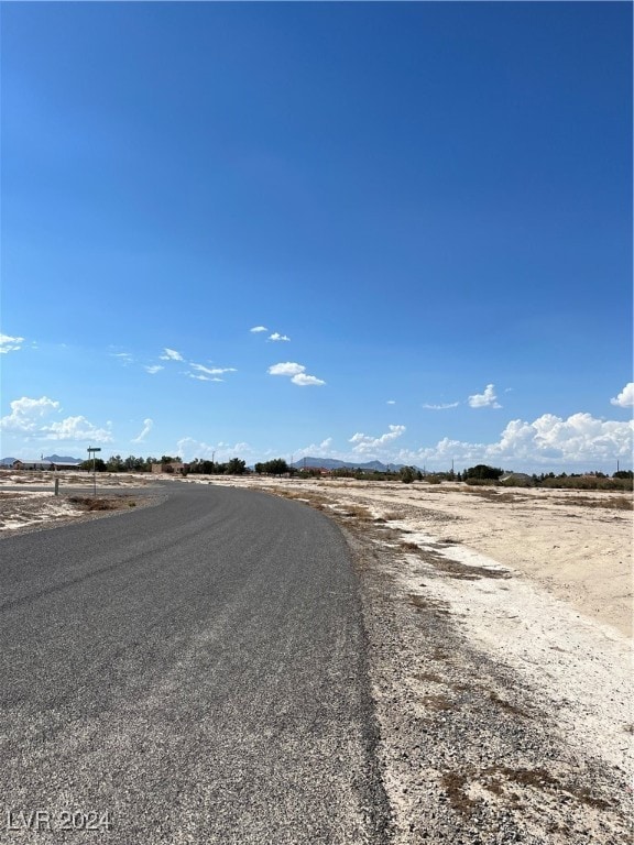 Listing photo 3 for 3570 E Falcon St, Pahrump NV 89048