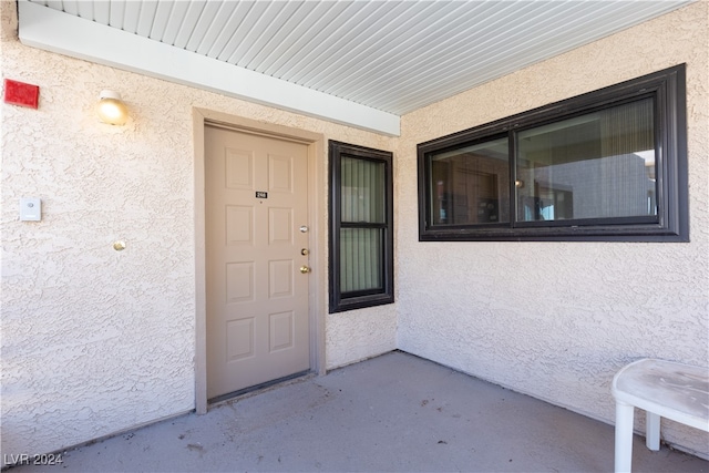 view of property entrance