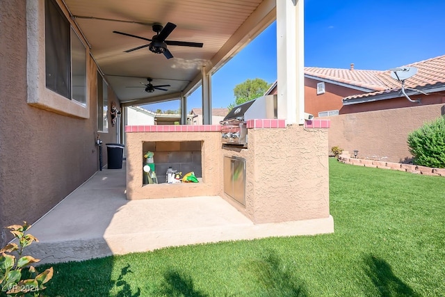 view of patio / terrace with ceiling fan