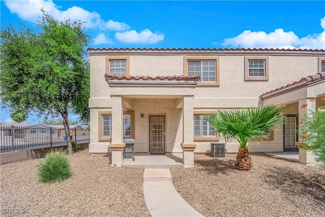 view of mediterranean / spanish-style home