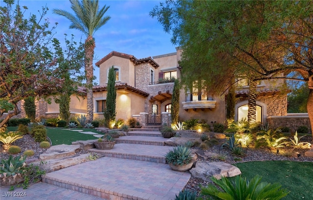 view of mediterranean / spanish-style house