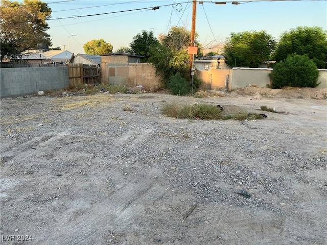 Listing photo 3 for 200 N 18th St, Las Vegas NV 89101