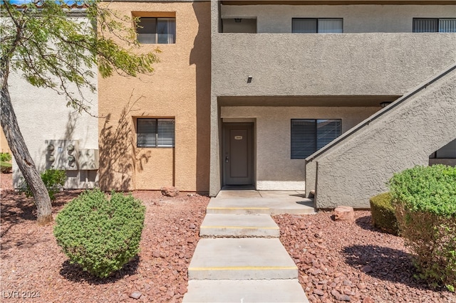 view of entrance to property