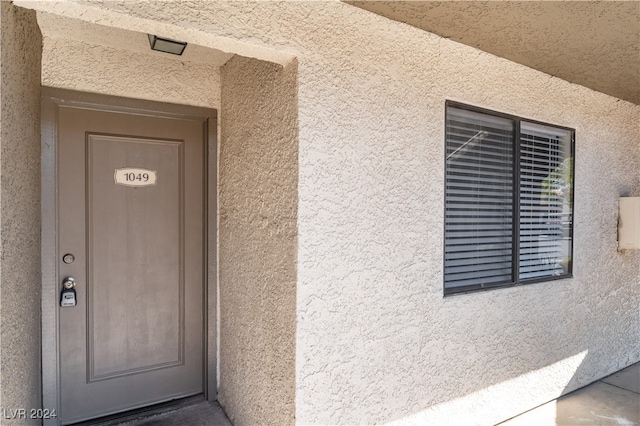 view of property entrance