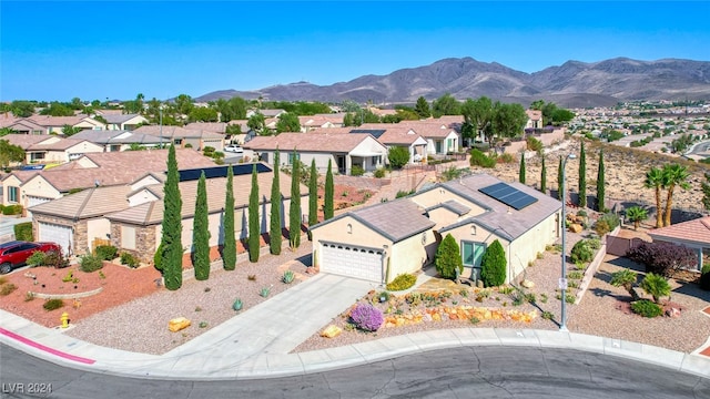 bird's eye view featuring a mountain view