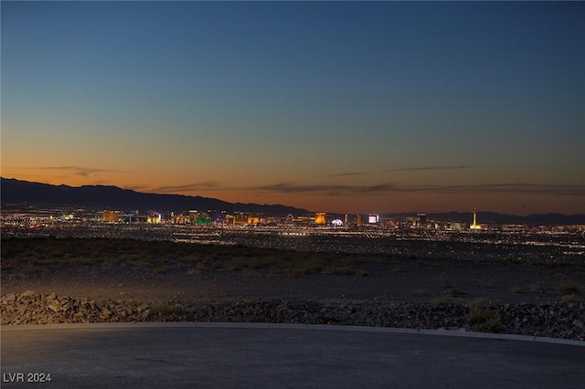 673 Dragon Point Dr, Henderson, NV 89012