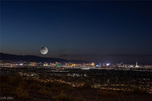 673 Dragon Point Dr, Henderson, NV 89012