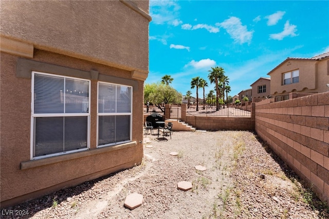 view of yard with a patio area