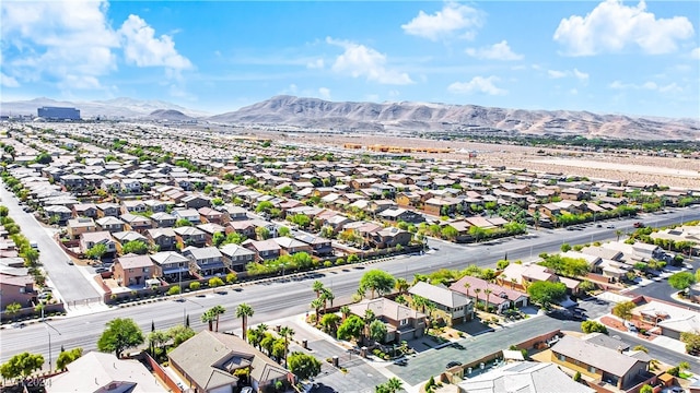 bird's eye view featuring a mountain view