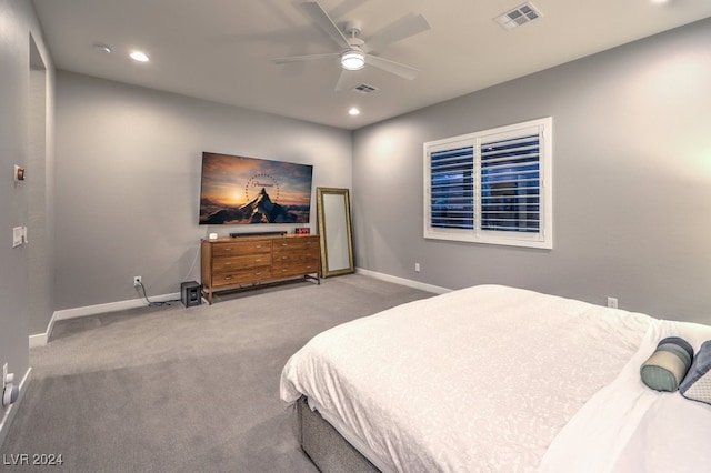 bedroom featuring carpet and ceiling fan