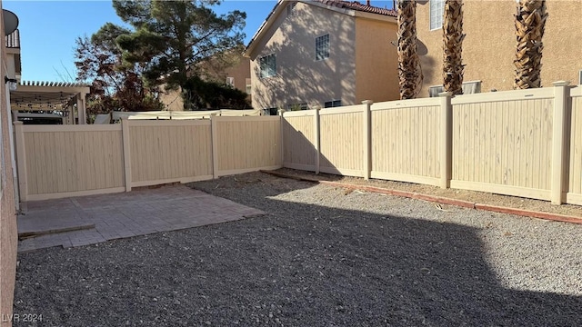 view of yard with a patio