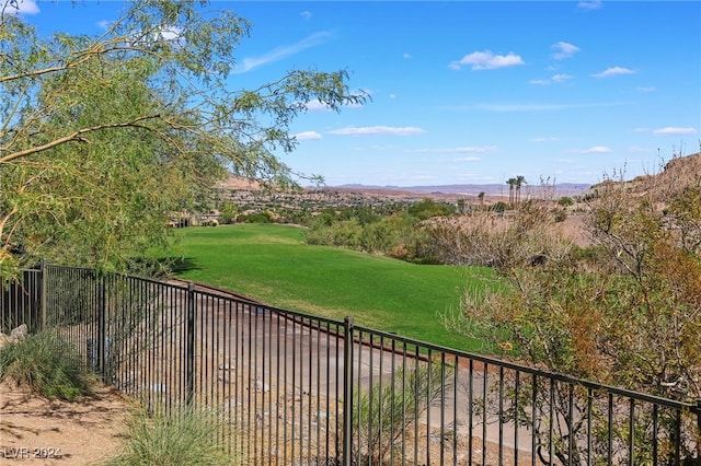 6 Lago Turchino Ct, Henderson, NV 89011 - view of yard featuring a mountain view and fence