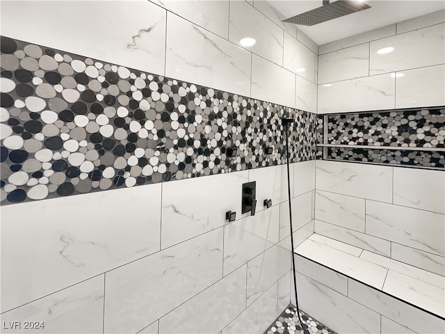 details featuring a tile shower