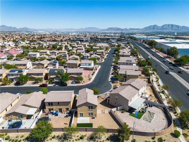 bird's eye view featuring a mountain view