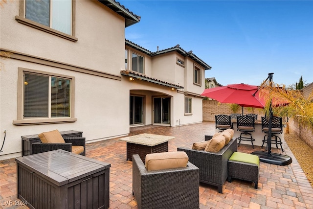 view of patio with an outdoor hangout area