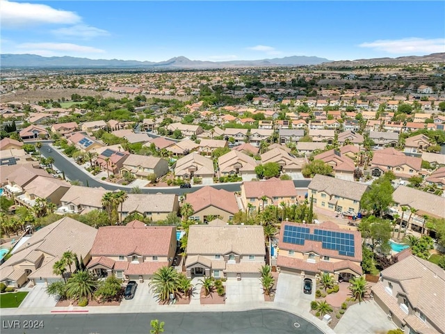 bird's eye view featuring a mountain view