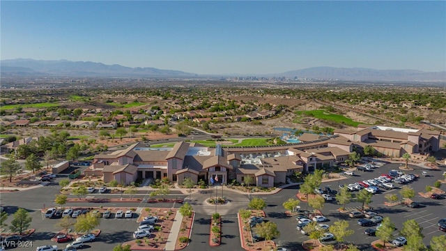 bird's eye view with a mountain view