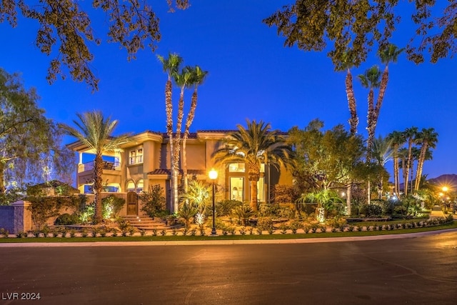 view of mediterranean / spanish-style home