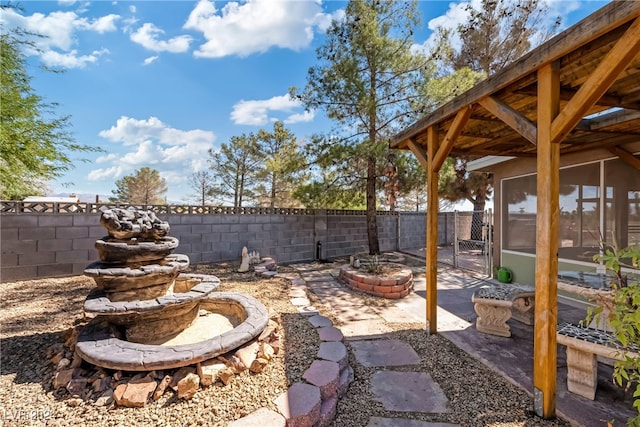 view of yard with a patio