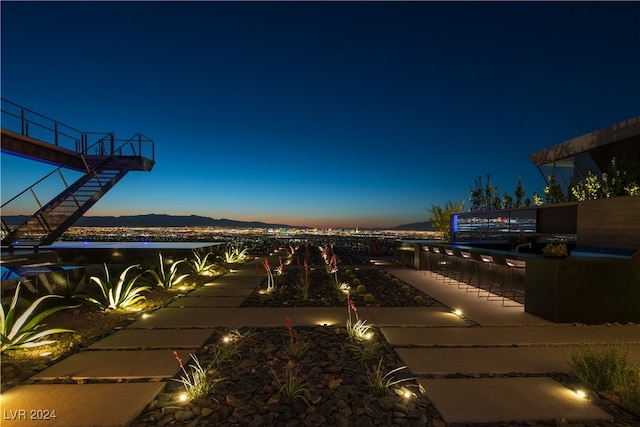 city view featuring a mountain view