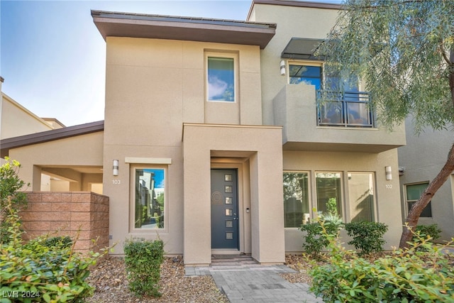 view of front of home