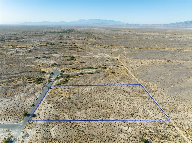 Listing photo 3 for 9350 Winston Ct, Pahrump NV 89061